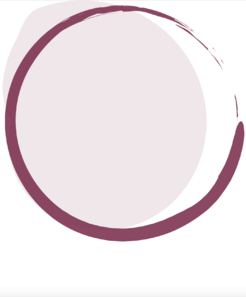Platzhalterbild mit einem violetten Kreis auf hellem Hintergrund, verwendet für Mitarbeiterporträts.